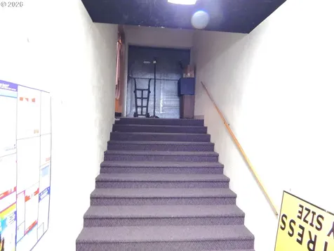 629 635 SE Stephens Street Roseburg OR 97470
