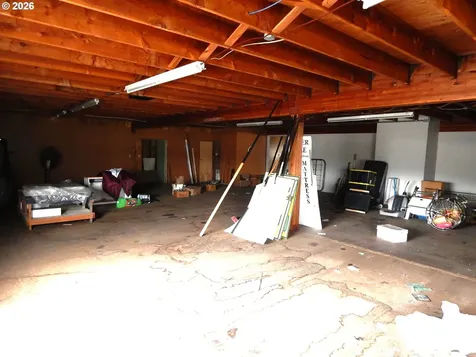 629 635 SE Stephens Street Roseburg OR 97470
