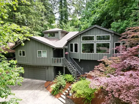 2002 Kimberly Drive Eugene OR 97405