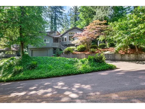 2002 Kimberly Drive Eugene OR 97405