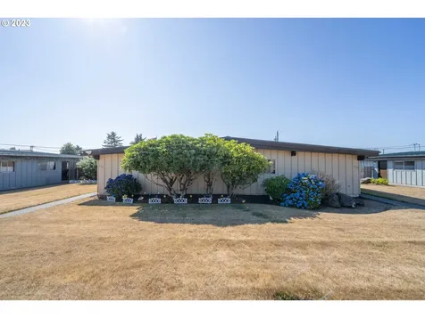 338 S Wasson Street Coos Bay OR 97420