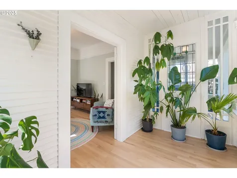 3722 SE Salmon Street Portland OR 97214