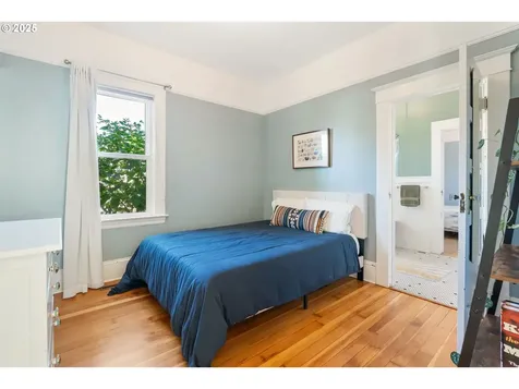 3722 SE Salmon Street Portland OR 97214