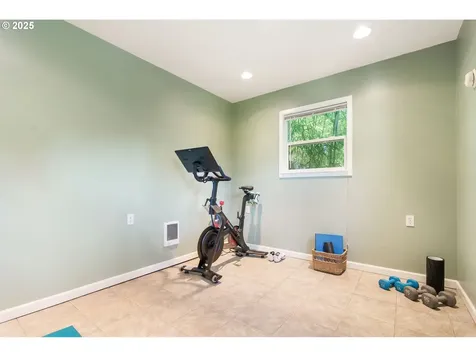 3722 SE Salmon Street Portland OR 97214