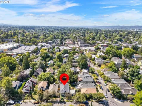 3722 SE Salmon Street Portland OR 97214