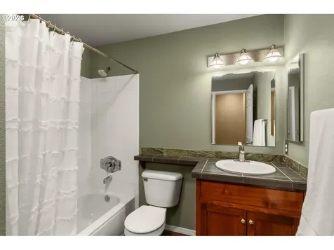 1814 SE Cutter Lane Vancouver WA 98661