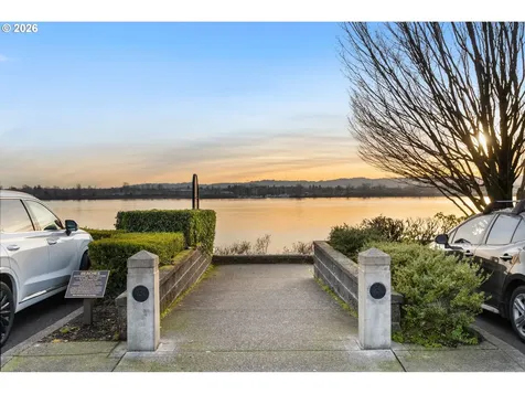 1814 SE Cutter Lane Vancouver WA 98661