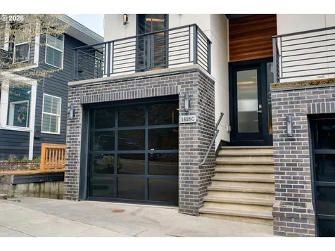 1625 SW Montgomery Street Portland OR 97201
