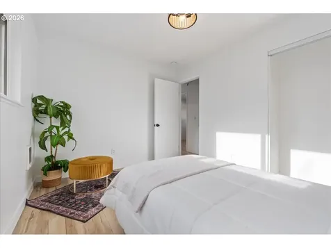 8732 N Tyndall Avenue Portland OR 97217