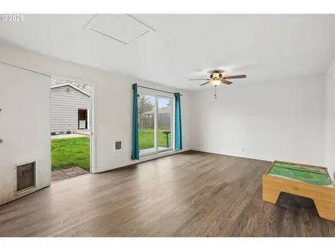 8424 SE Cornwell Avenue Happy Valley OR 97086