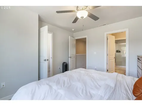 4258 E Willakenzie Street Newberg OR 97132