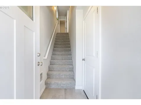 4258 E Willakenzie Street Newberg OR 97132
