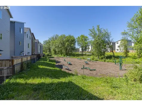 4258 E Willakenzie Street Newberg OR 97132