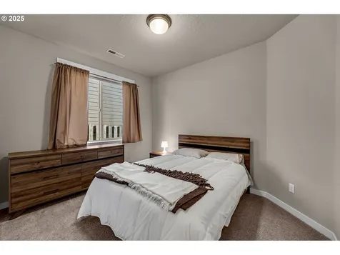 10712 NE 142nd Avenue Vancouver WA 98682
