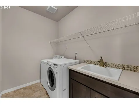 10712 NE 142nd Avenue Vancouver WA 98682