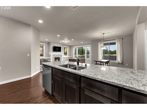 10712 NE 142nd Avenue Vancouver WA 98682