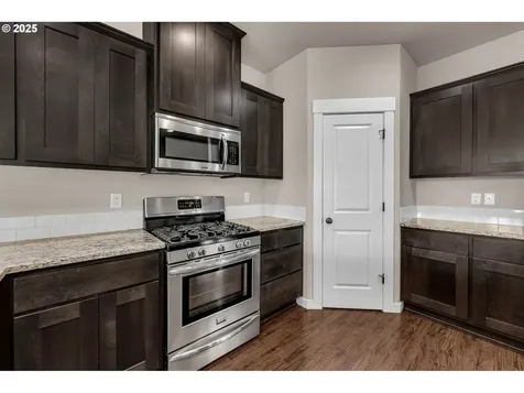 10712 NE 142nd Avenue Vancouver WA 98682