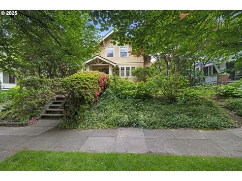 2518 NE 24th Avenue Portland OR 97212