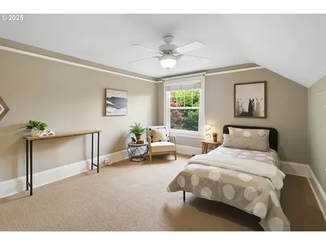 2518 NE 24th Avenue Portland OR 97212