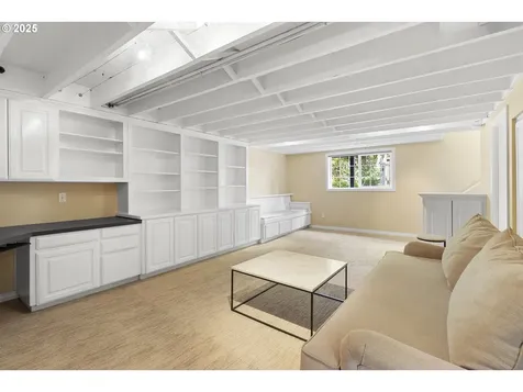 2518 NE 24th Avenue Portland OR 97212