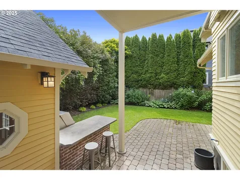 2518 NE 24th Avenue Portland OR 97212