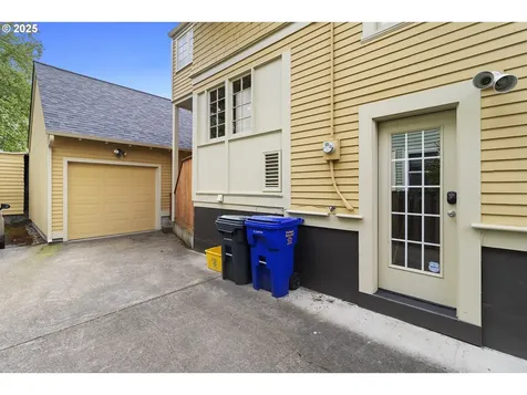2518 NE 24th Avenue Portland OR 97212