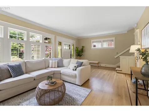 2518 NE 24th Avenue Portland OR 97212