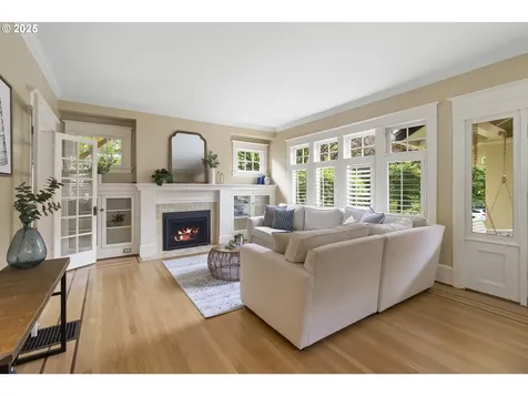 2518 NE 24th Avenue Portland OR 97212