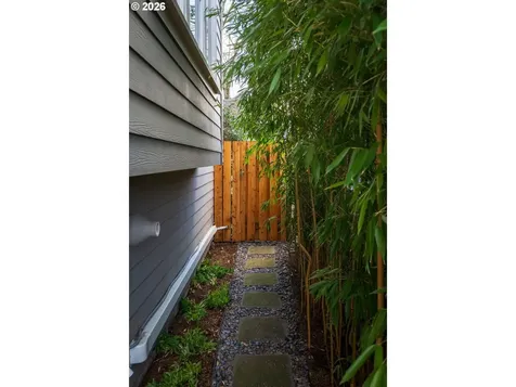 5527 NE 13th Avenue Portland OR 97211