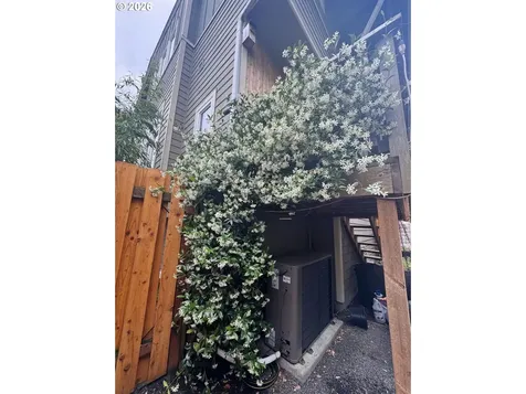 5527 NE 13th Avenue Portland OR 97211