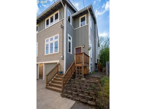 5527 NE 13th Avenue Portland OR 97211