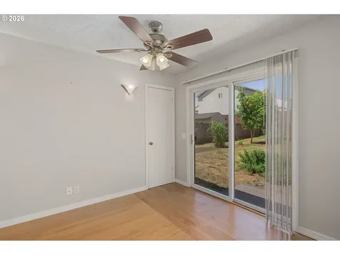 7916 NE 63rd Street Vancouver WA 98662