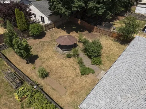 7916 NE 63rd Street Vancouver WA 98662