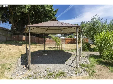 7916 NE 63rd Street Vancouver WA 98662