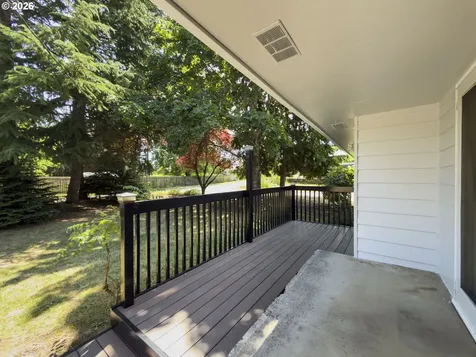 7916 NE 63rd Street Vancouver WA 98662