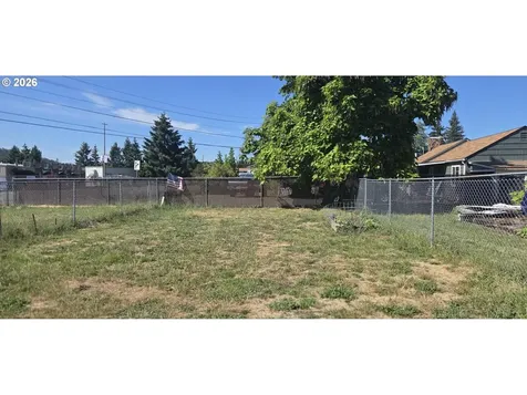 2986 W Jay Avenue Roseburg OR 97471