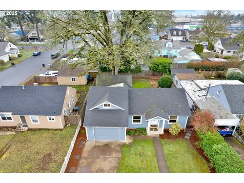 1262 Kalmia Street Junction City OR 97448
