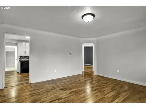 1262 Kalmia Street Junction City OR 97448