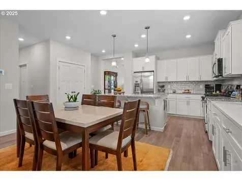 1925 N Ivy Street Canby OR 97013