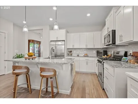 1925 N Ivy Street Canby OR 97013