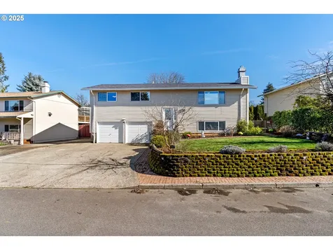 13273 Eastborne Drive Oregon City OR 97045