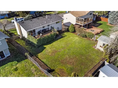13273 Eastborne Drive Oregon City OR 97045