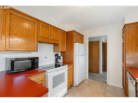 122 Armstrong Road Chehalis WA 98532