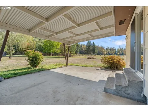 122 Armstrong Road Chehalis WA 98532