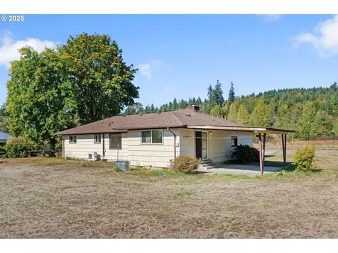 122 Armstrong Road Chehalis WA 98532