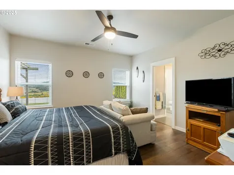 847 Pebble Creek Street Sutherlin OR 97479