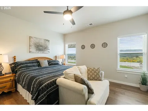 847 Pebble Creek Street Sutherlin OR 97479