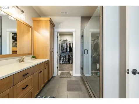 847 Pebble Creek Street Sutherlin OR 97479