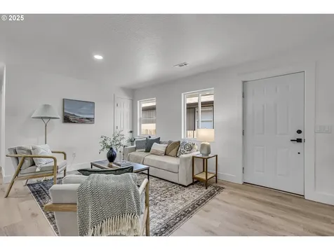 10063 SE Brandeis Street Clackamas OR 97015