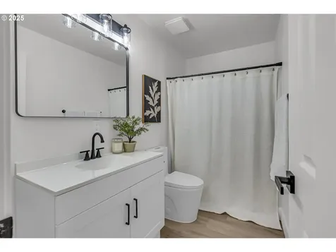 10063 SE Brandeis Street Clackamas OR 97015